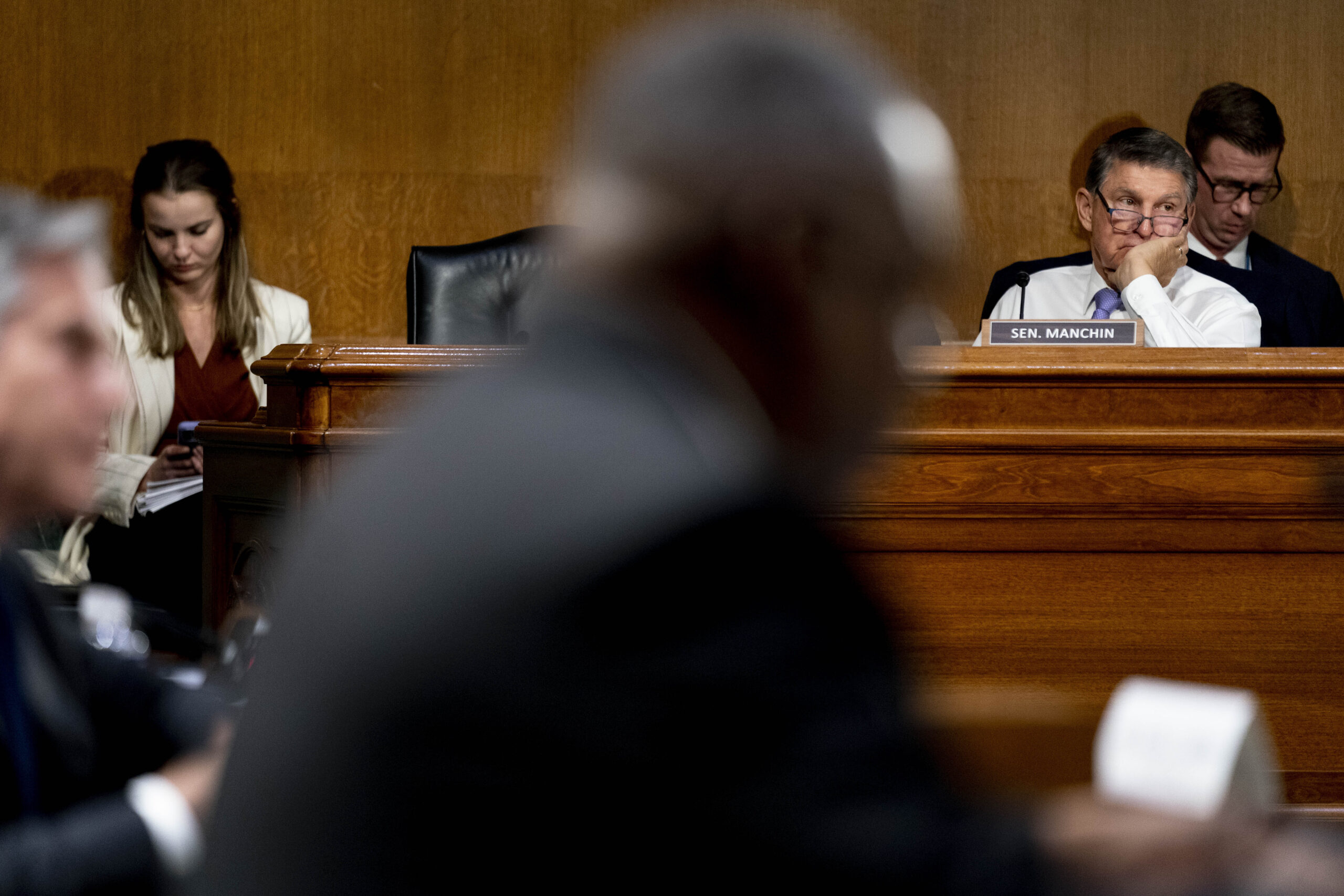 Manchin pulls support for DOE nominee over support for gas stove rules