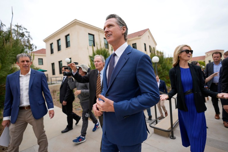 California continues U-turn on sanctuary state promise 