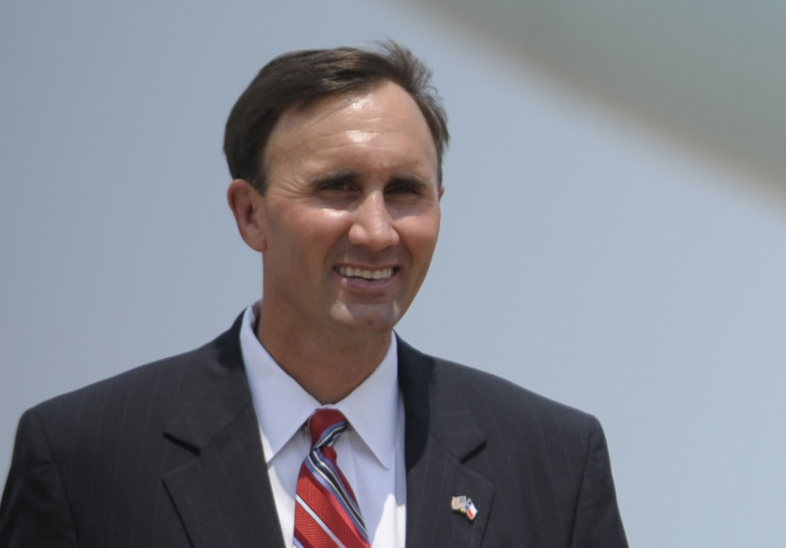 Texas congressman joins calls for Veterans Affairs’ Eric Shinseki to explain mass medical test purge exposed by Examiner
