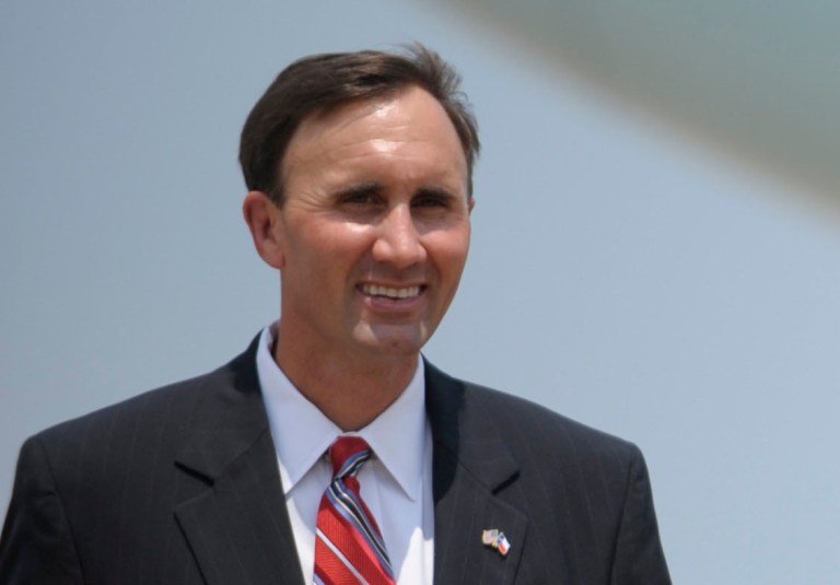 Texas congressman joins calls for Veterans Affairs’ Eric Shinseki to explain mass medical test purge exposed by Examiner