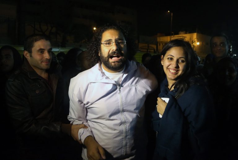 Egypt: Court orders leading activist freed on bail