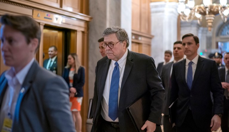 Republicans and attorney general huddle privately on surveillance reform