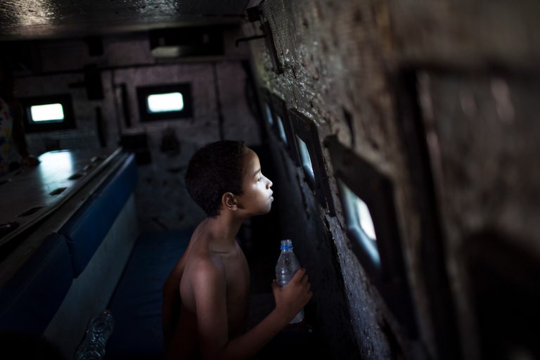 Brazil police push into Rio de Janeiro slums
