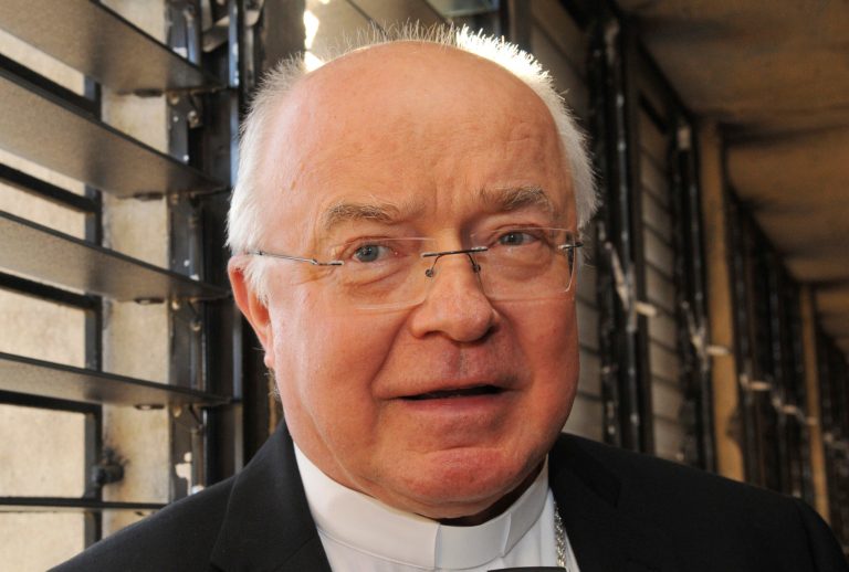 Vatican puts ex-Dominican envoy under house arrest