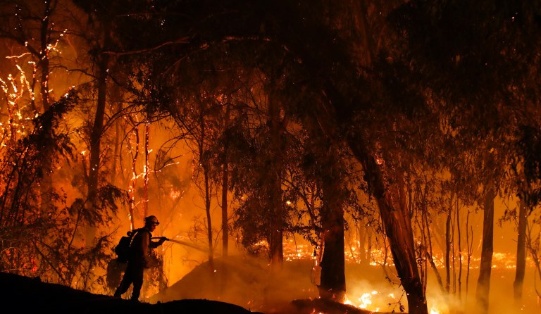 PNW lawmakers want faster FEMA response for wildfire victims