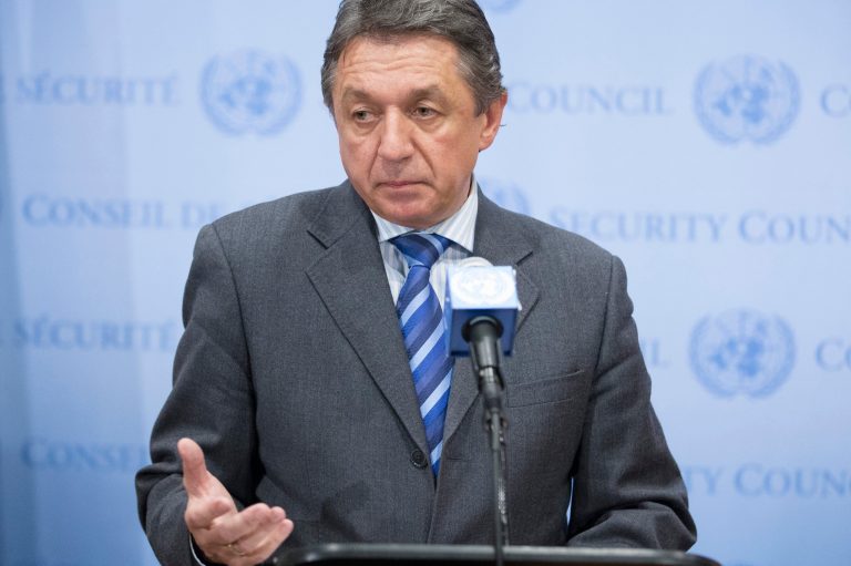 AP PHOTOS: Days of turmoil in Ukraine