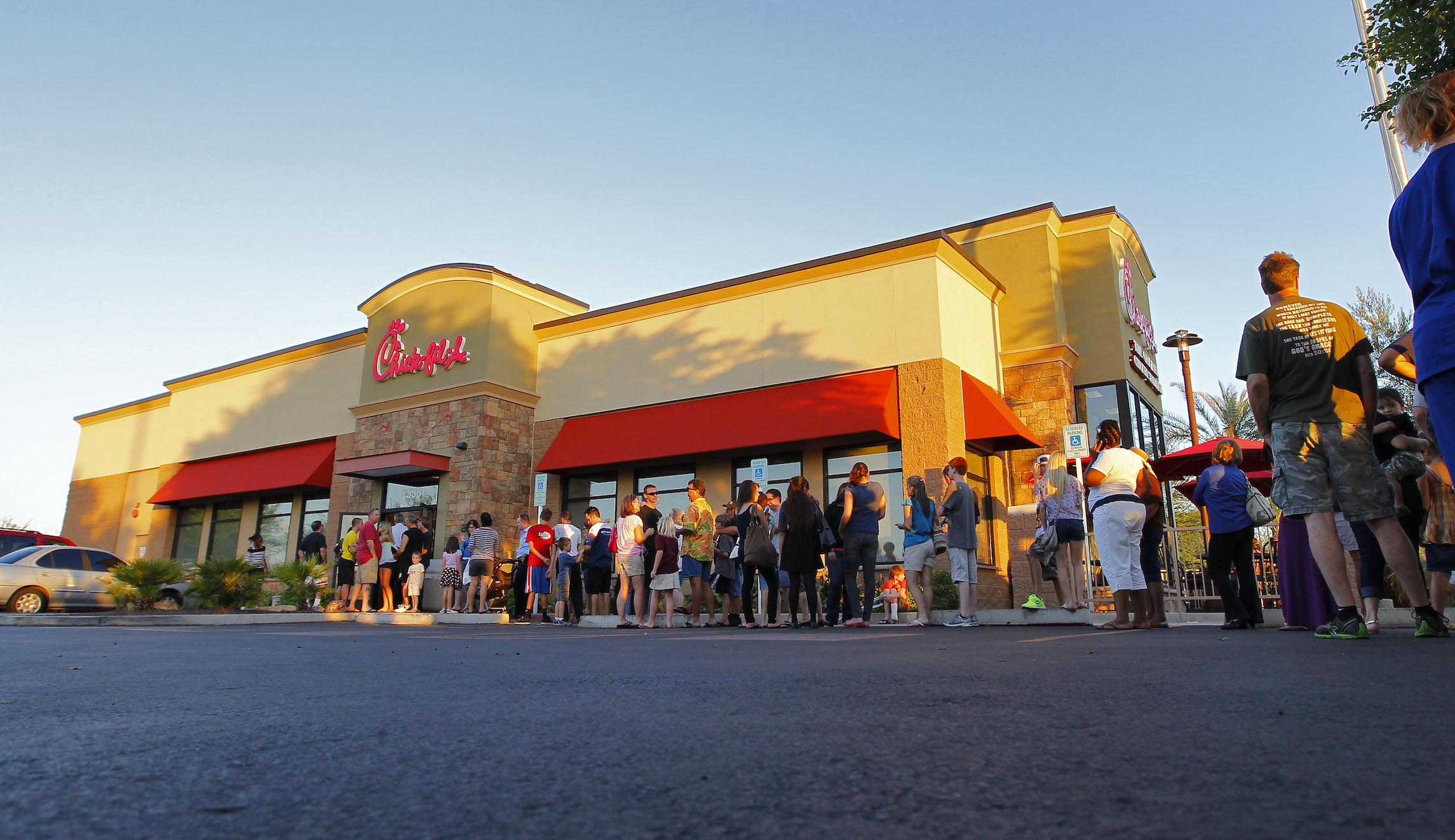 Chick-fil-A to transition away from antibiotic-free chicken