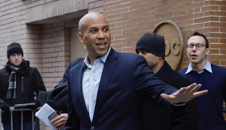 Democrats reject timing impeachment to accommodate senators running for president