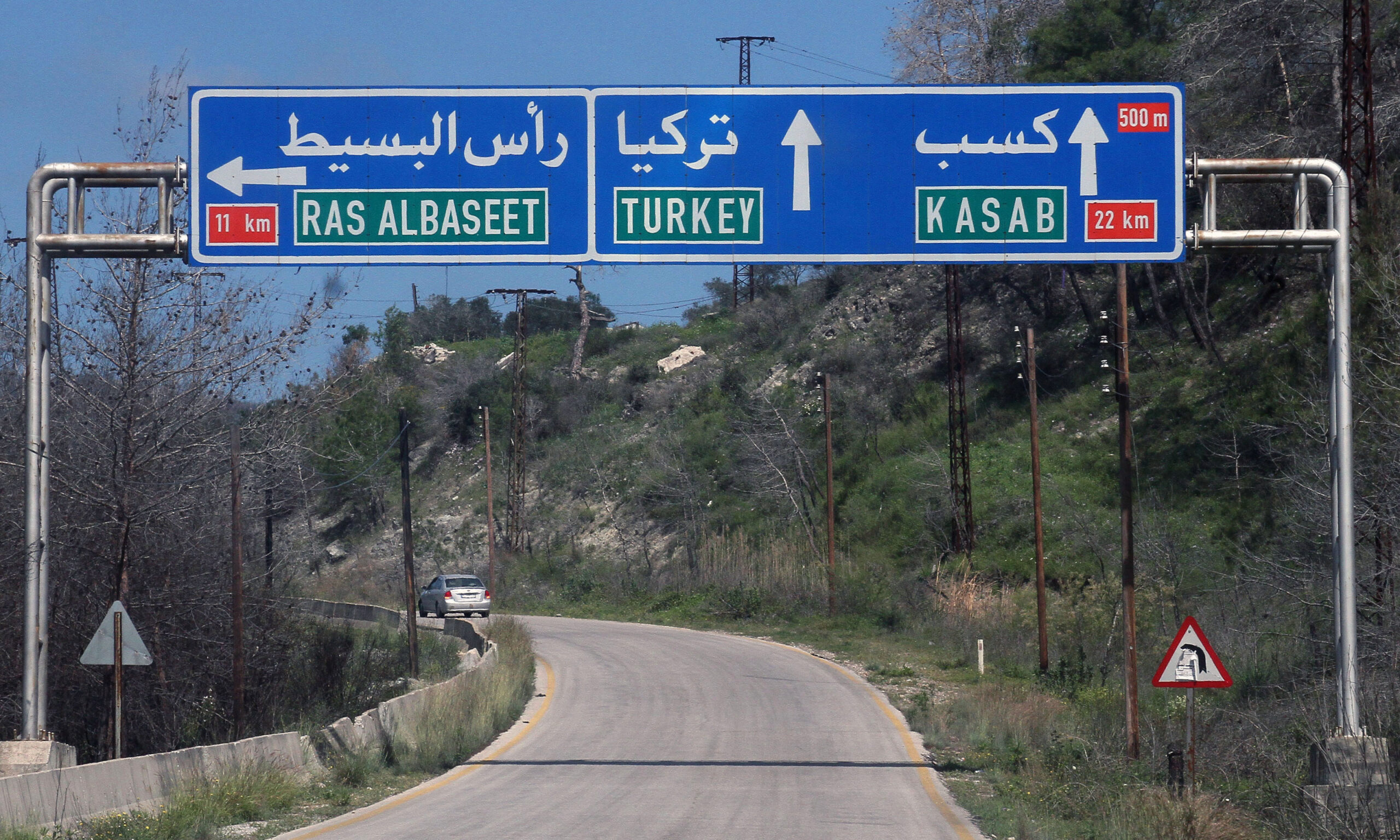 Syrian army pounds rebels in Assad’s home province
