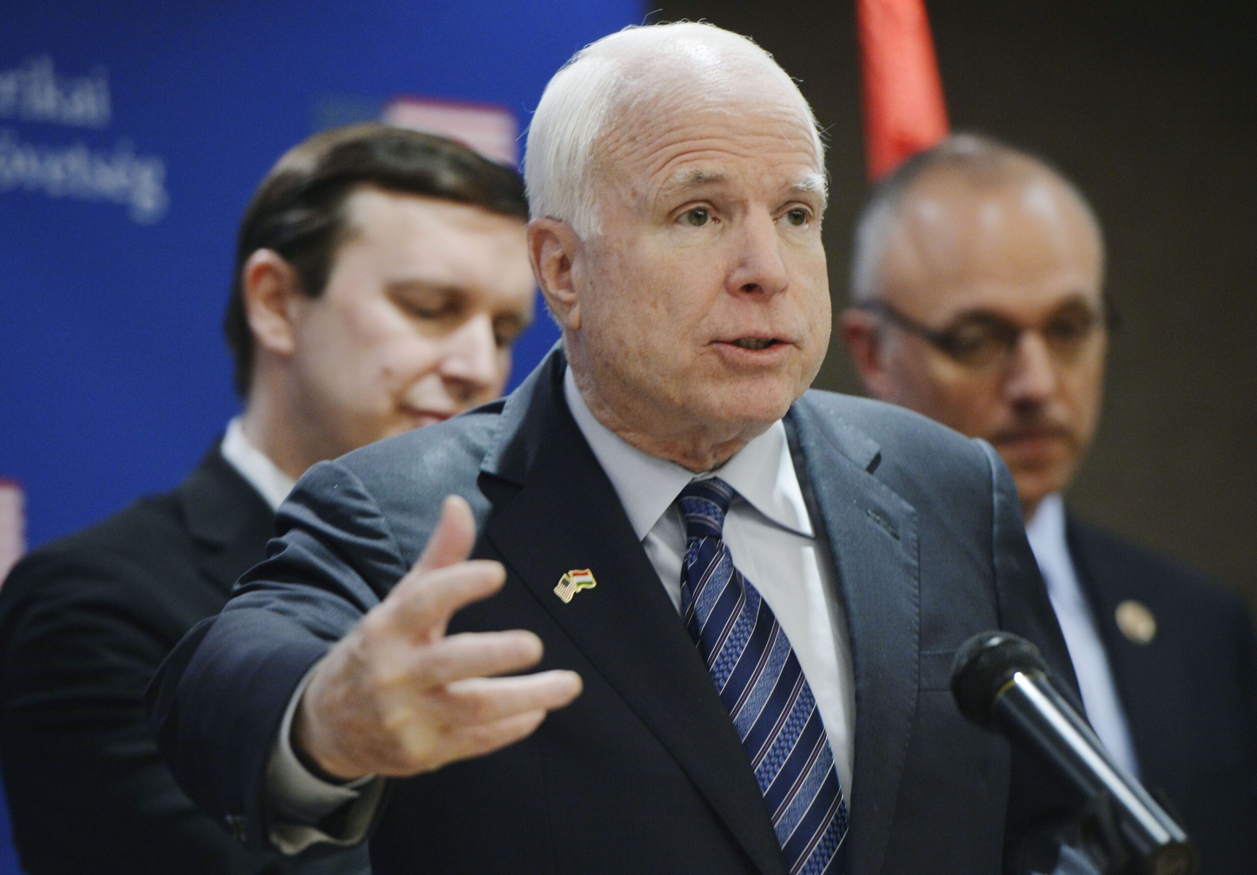 Eight U.S. senators headed to Ukraine on Thursday