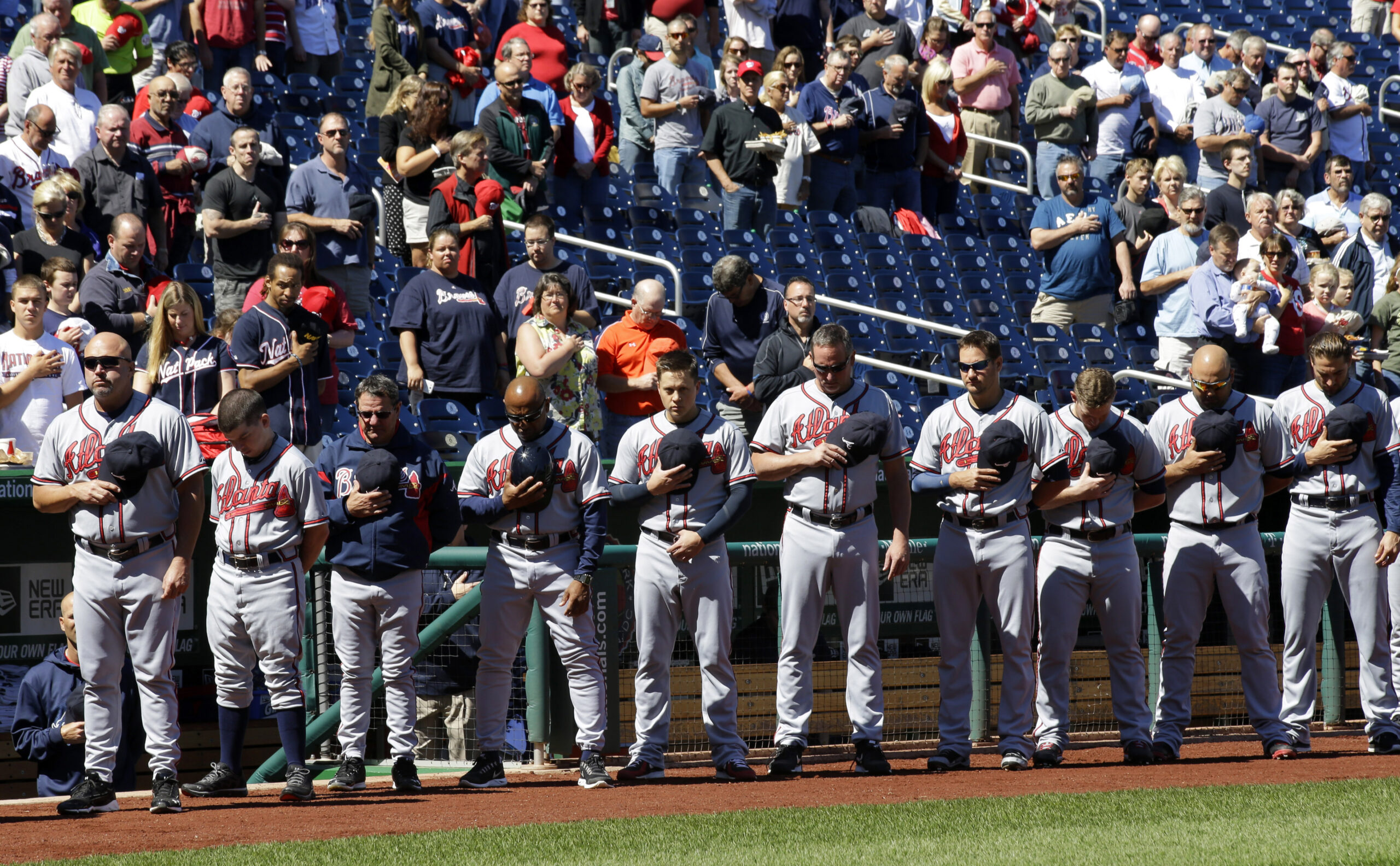 Baseball resumes, near site of Navy Yard shooting