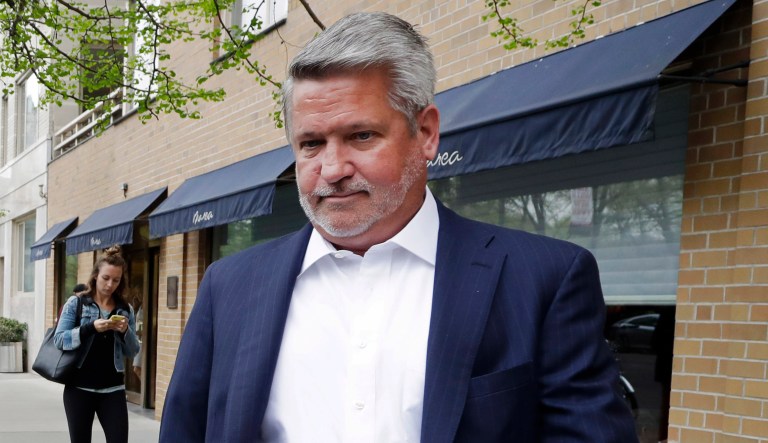 Former Fox News executive Bill Shine in talks for White House communications job: Report