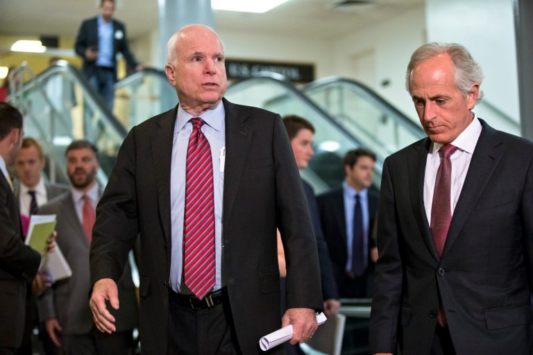 John McCain slams Putin in opinion piece for website