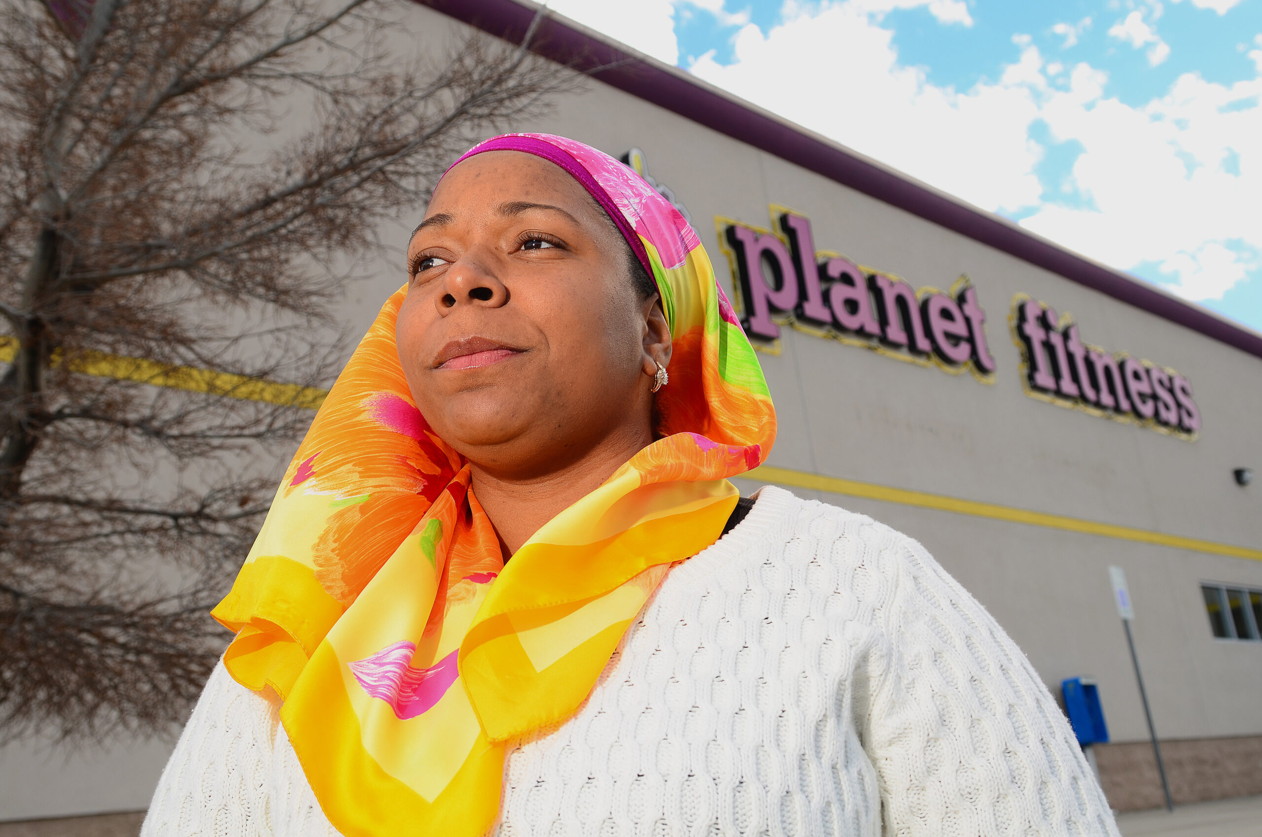 Gym faces lawsuit over Muslim head covering