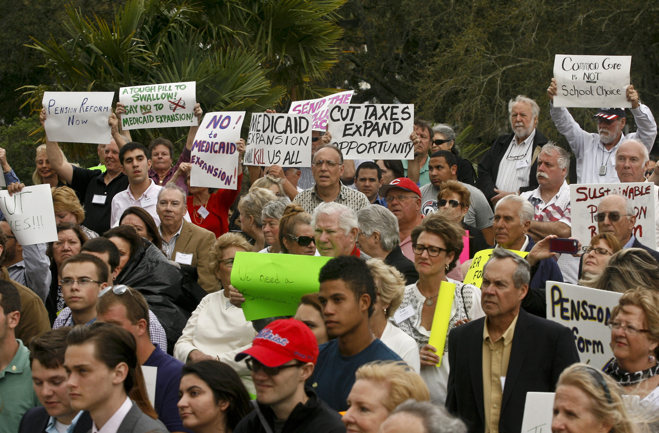 Amid protests, Florida legislators start session