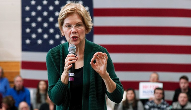 Elizabeth Warren launches full-on attack against Bloomberg after not directly criticizing 2020 Democratic rivals