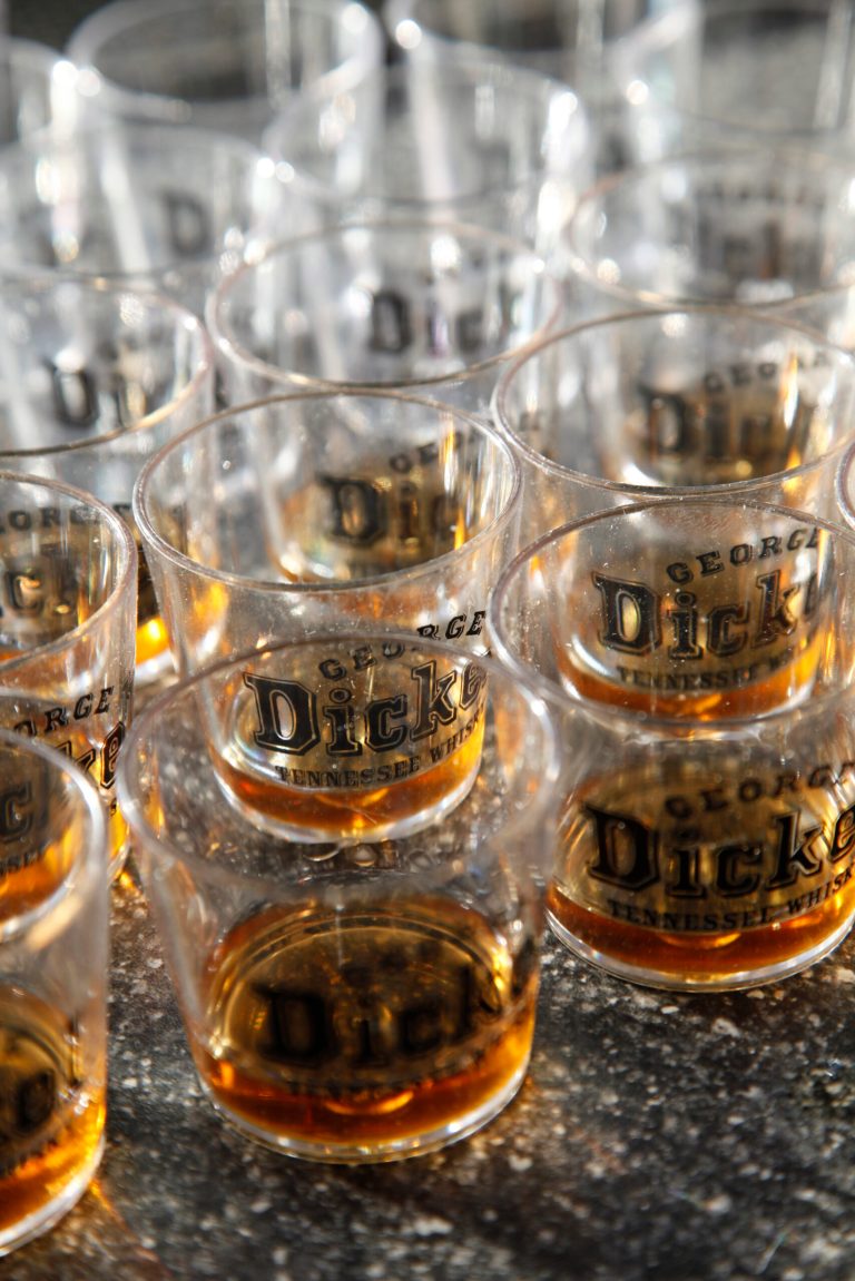 Dickel sues Tenn. over liquor storage requirement