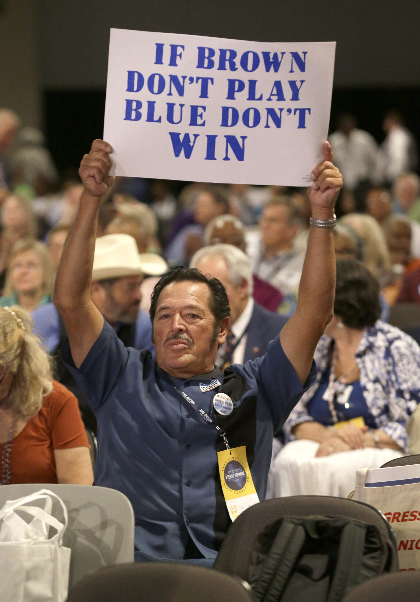 Immigrant surge underscores Texas political divide