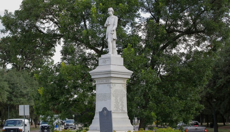 Man arrested trying to plant explosives on Confederate statue in Houston, police say