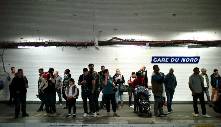 Paris train station evacuated after bomb scare