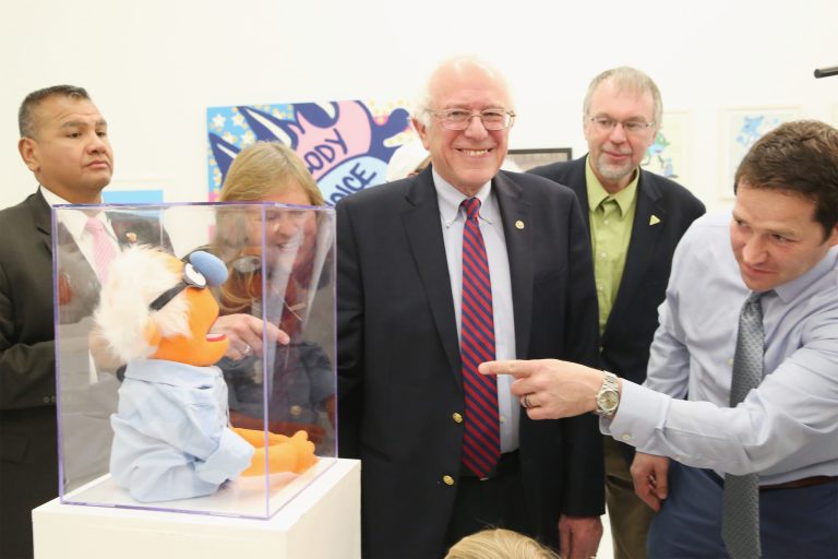 Family Ties No Help for Levi Sanders in New Hampshire