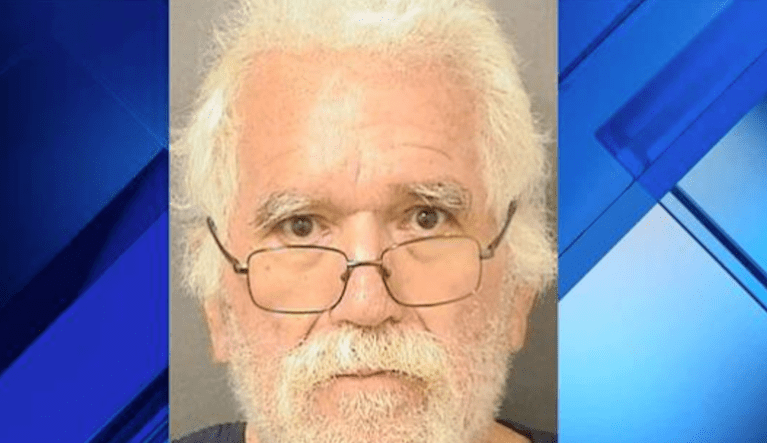 Man wearing 'Make America Great Again' shirt demands teller give him less money during alleged bank robbery