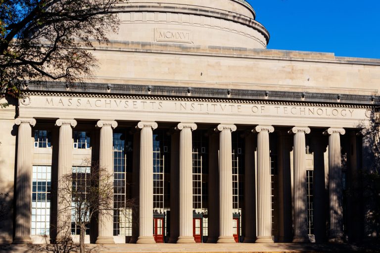 Alumni to sue MIT for sex discrimination in admissions