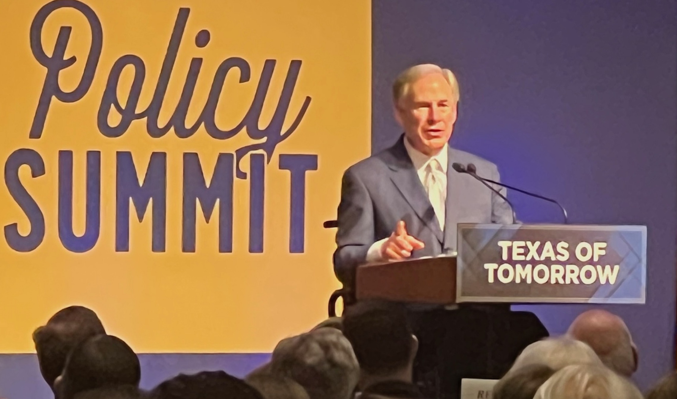 Texas will have toughest border security in the nation, Abbott promises conservatives