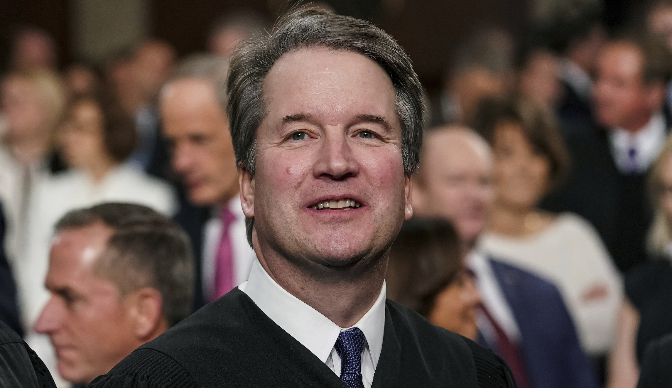 'Ugly process': Standing ovation as Kavanaugh condemns 'heavy price' of confirmation