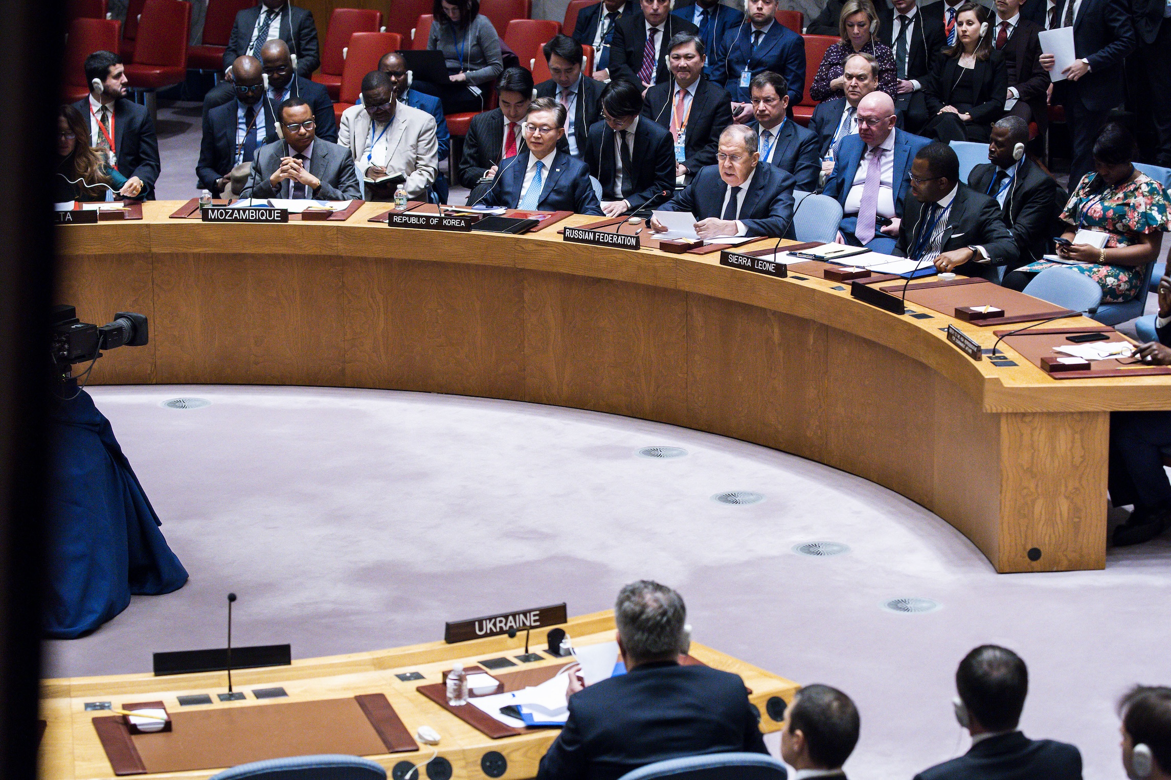 South Korea confronts Russia over North Korea nuclear ties