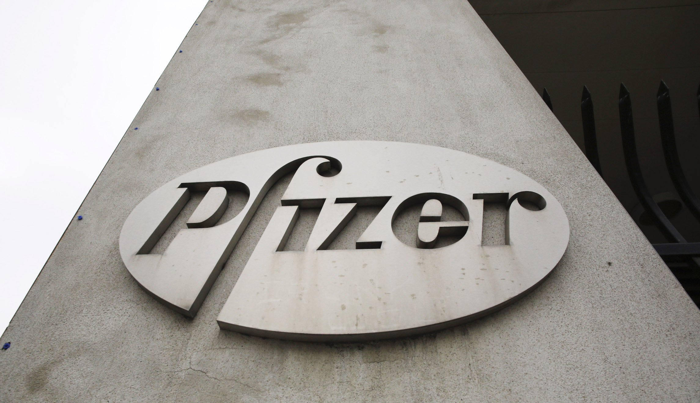 Kansas sues Pfizer for misleading public about COVID vaccine