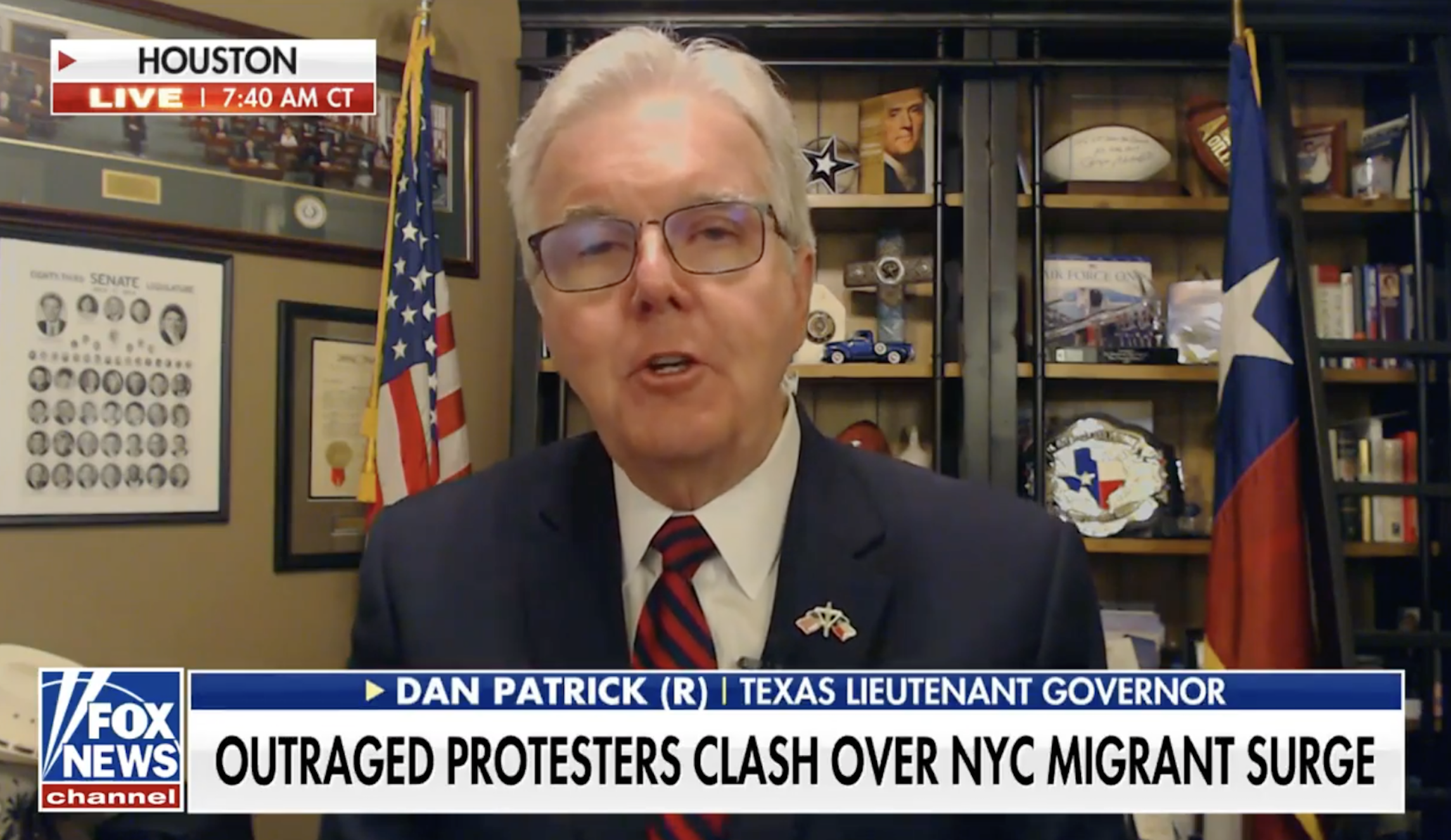 Buoys at Texas border have led to decrease in immigrant drownings: Lt. Gov. Dan Patrick