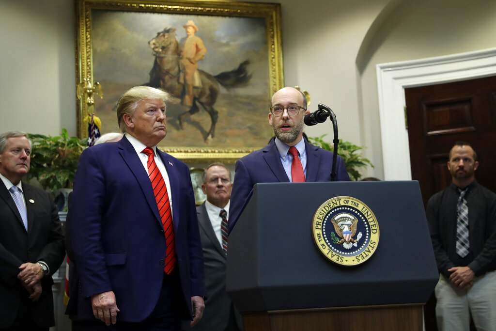 Trump ally urges GOP leaders to delay funding battle in sign of confidence for November: Report
