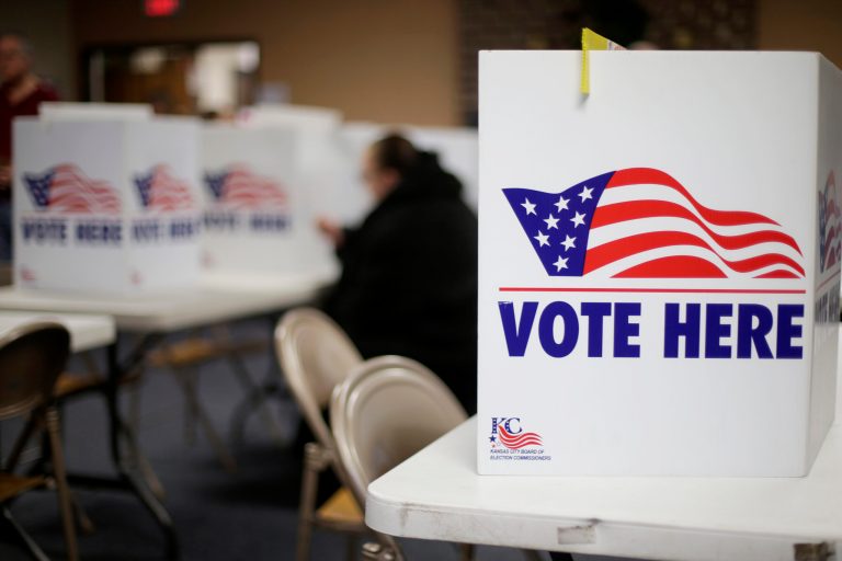 Early voting paused in Chicago to remove Democratic judicial candidate from ballot