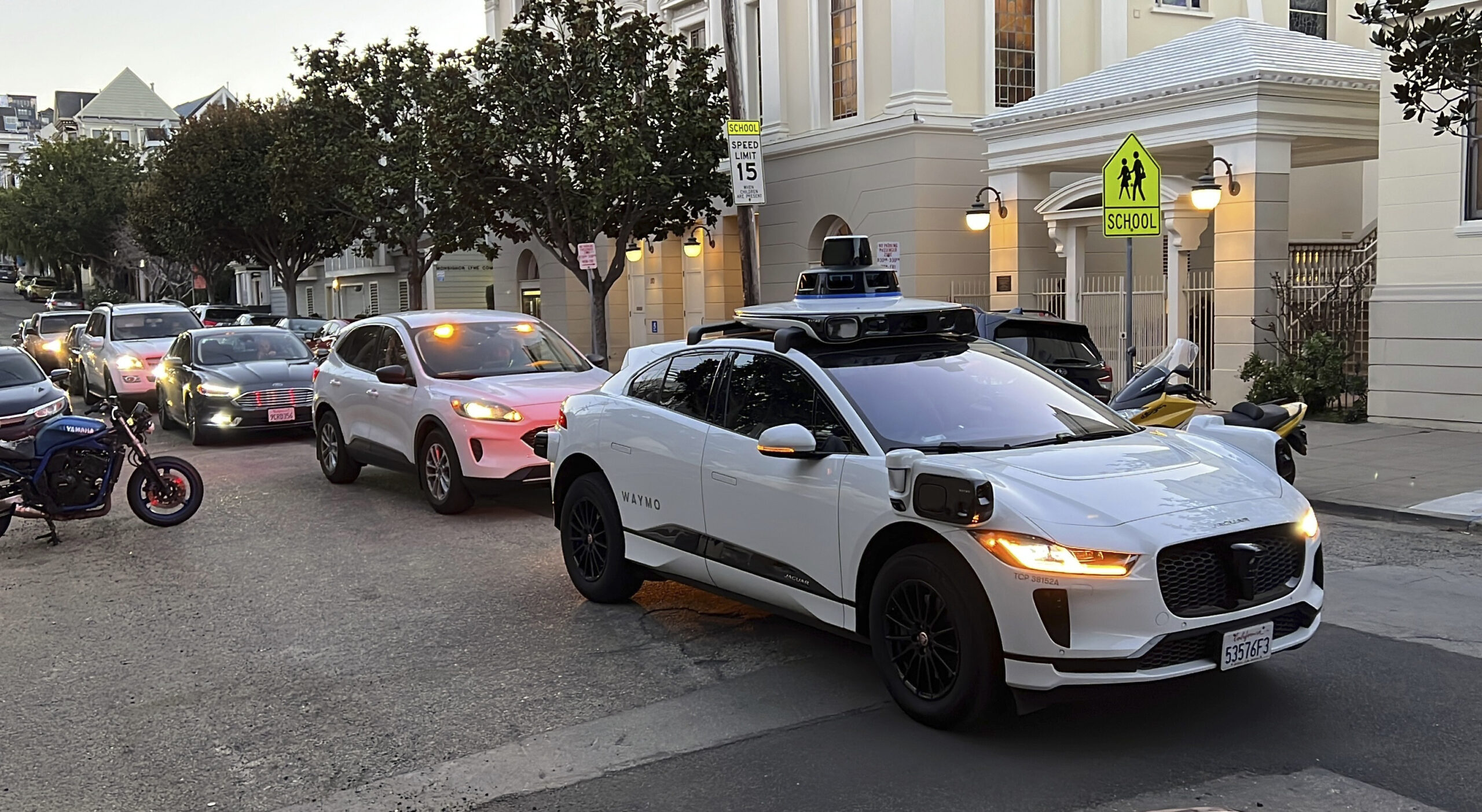 NYC Mayor Eric Adams greenlights self-driving cars