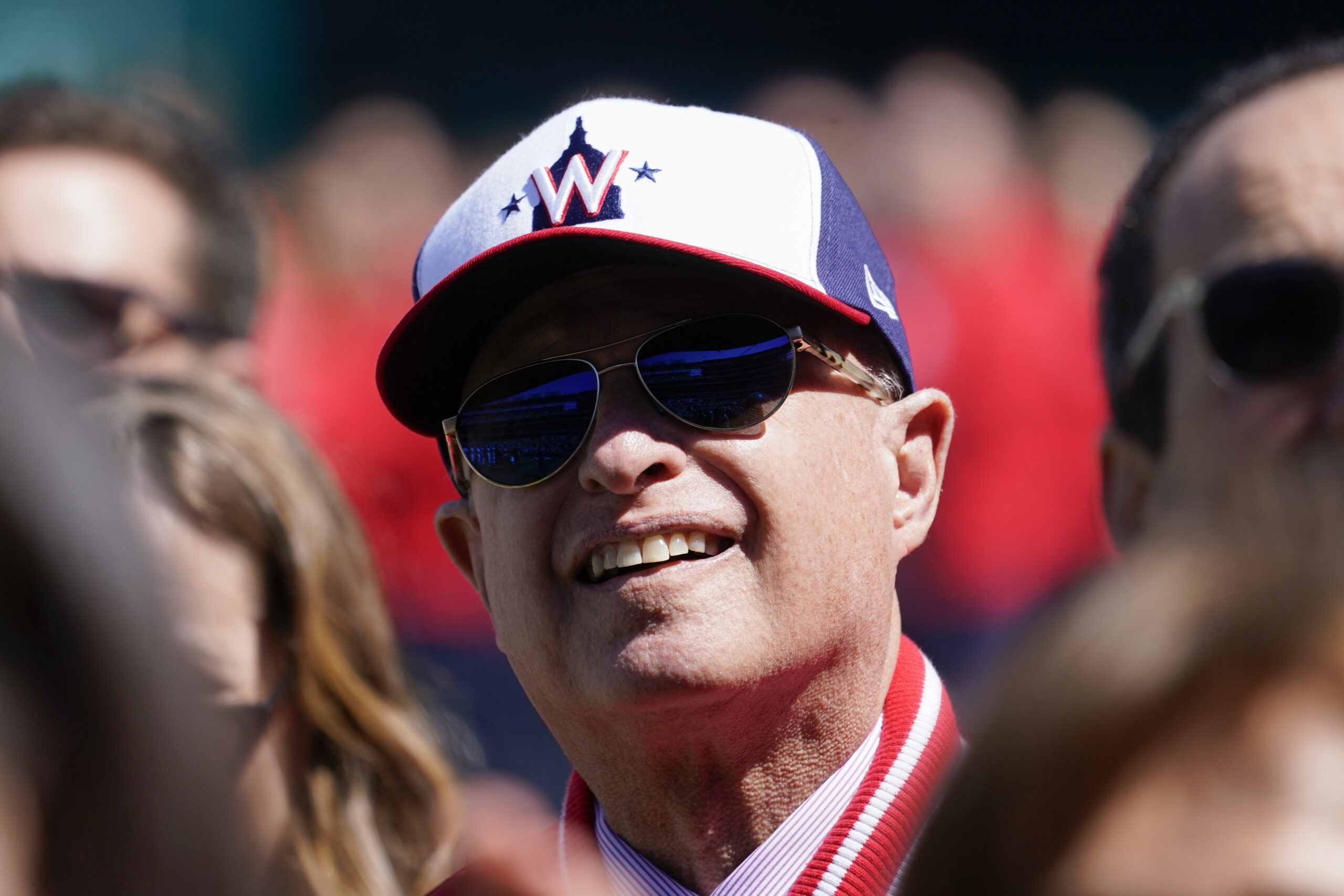 Washington Nationals owner takes the team off the market