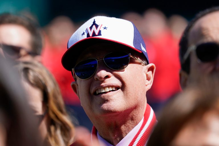 Washington Nationals owner takes the team off the market