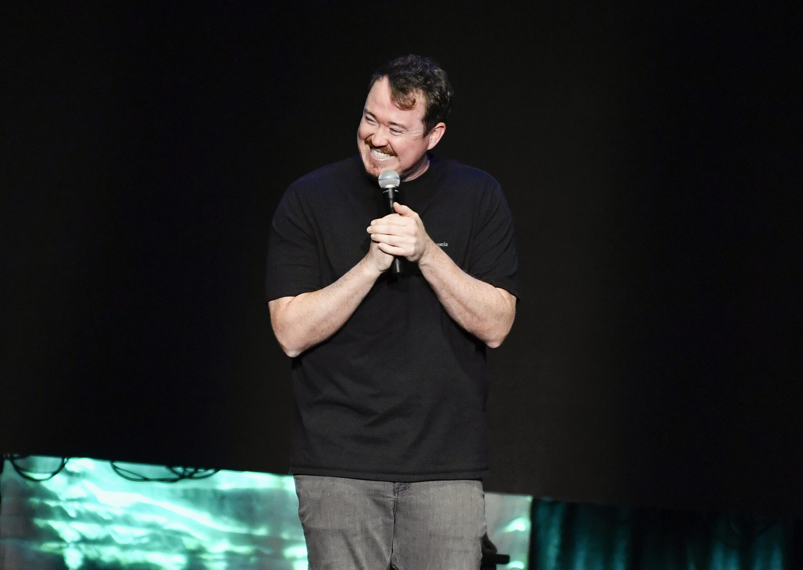 Comedian fired from SNL over offensive comments makes comeback as host
