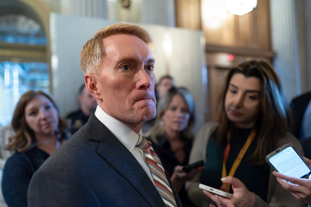 James Lankford, the Democrats’ useful border idiot