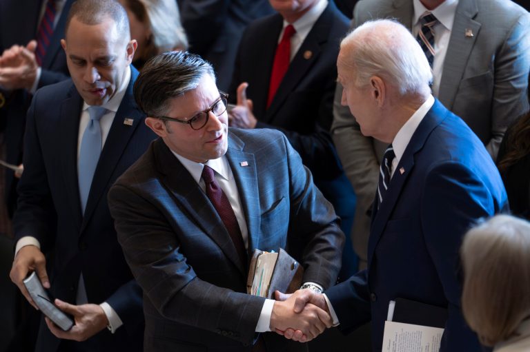 Congress should focus on more stand-alone bills