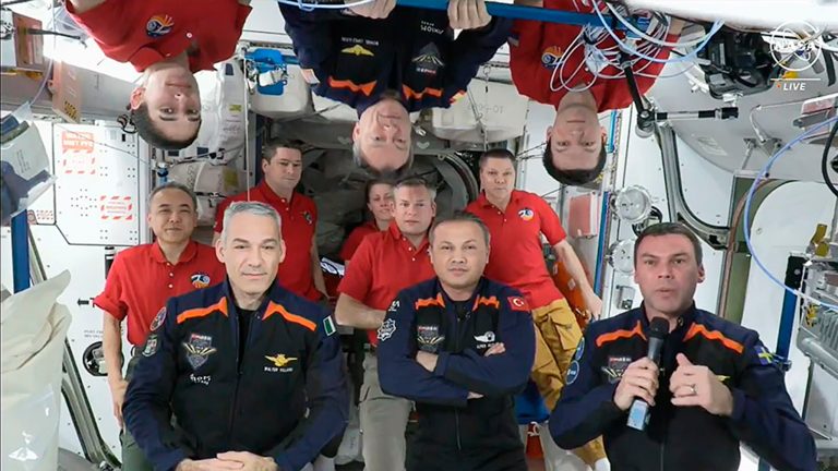 Private sector astronauts from around the world end trip and successfully return home