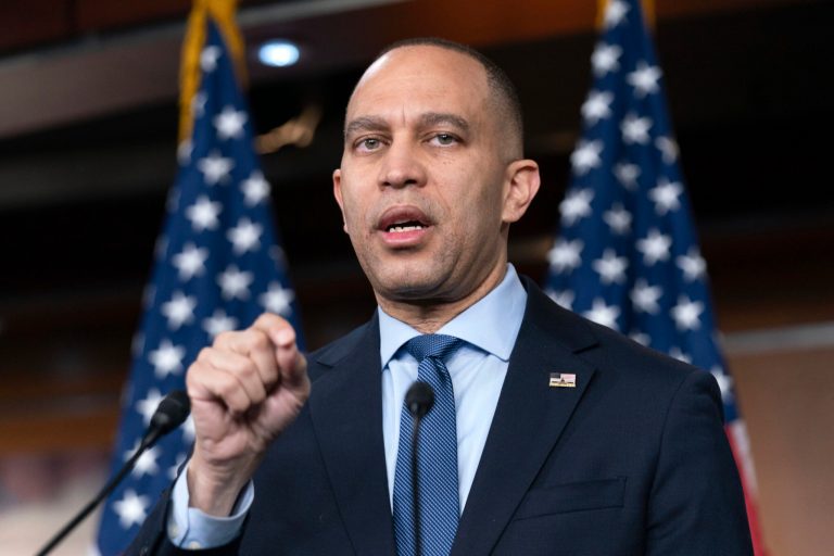 Hakeem Jeffries calls Abbott a ‘human trafficker’ as Democratic cities reel from immigrant influx