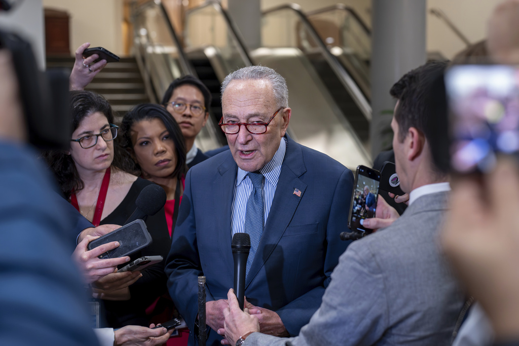 Schumer punts Ukraine bill vote as Republicans demand amendments