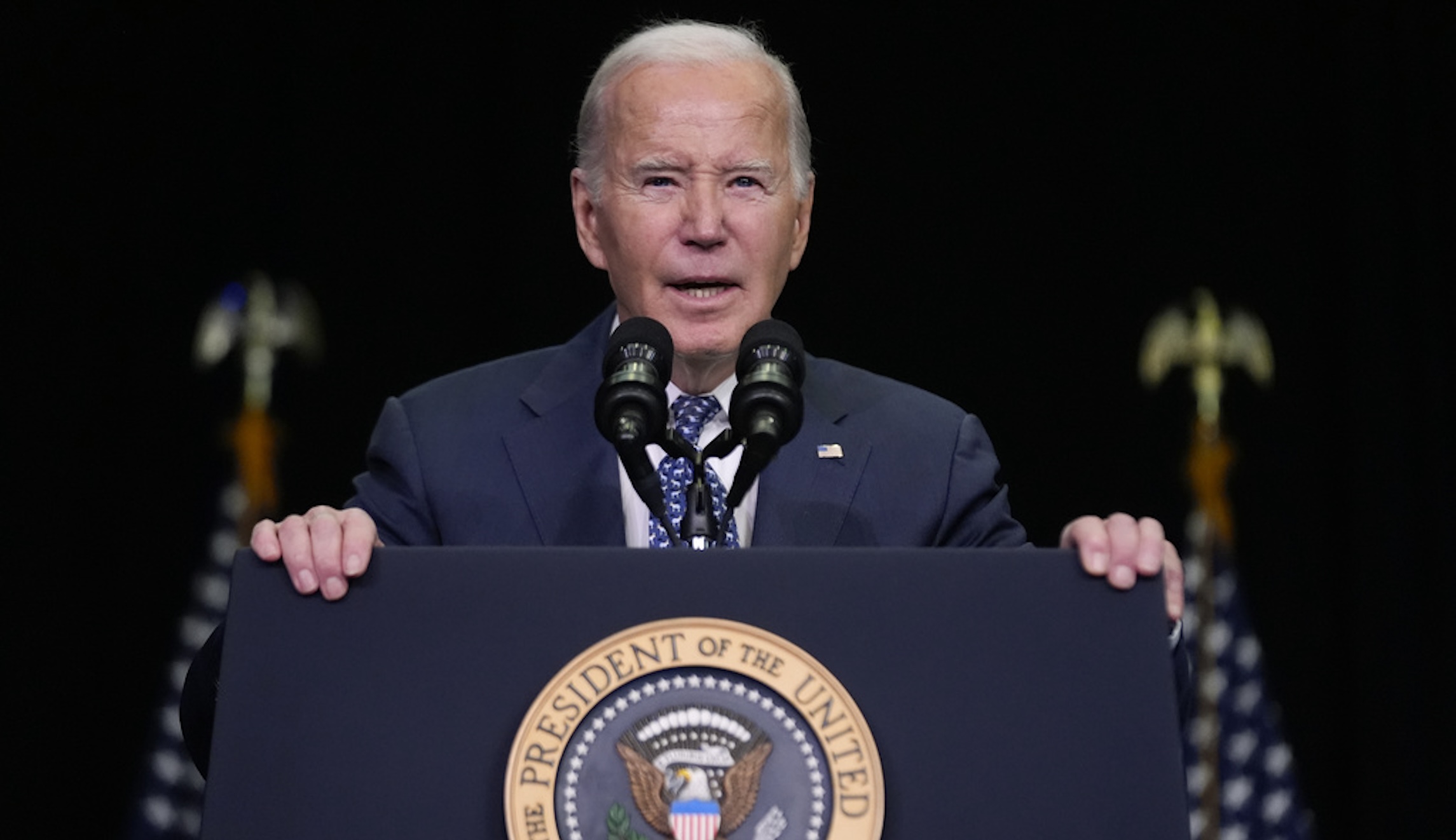 Democrats developing defenses to damning Robert Hur report on Biden’s mental state