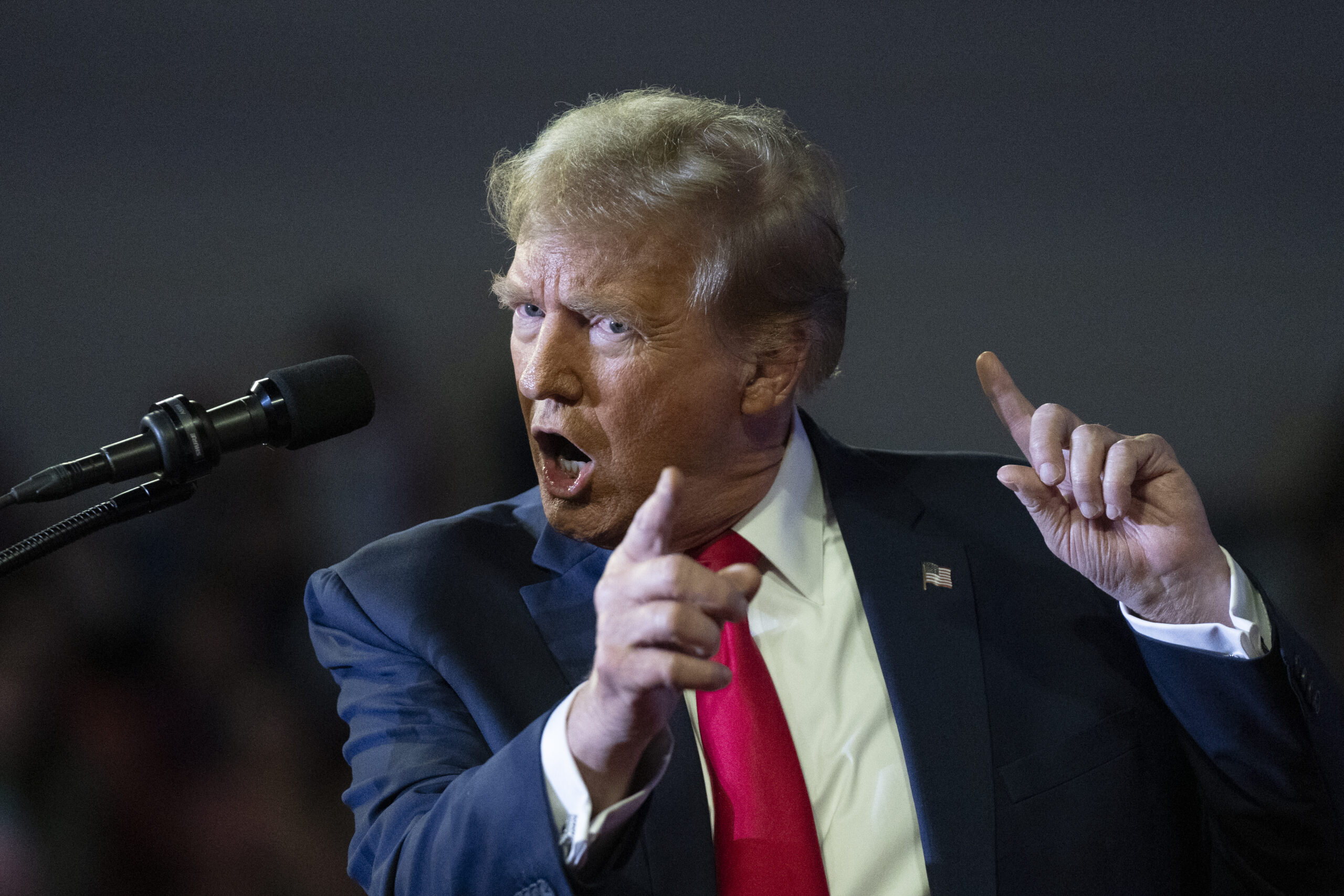 Trump’s 2017 ‘inquisition-style’ meeting laid groundwork for 2024 army of ‘shock troops’: Report