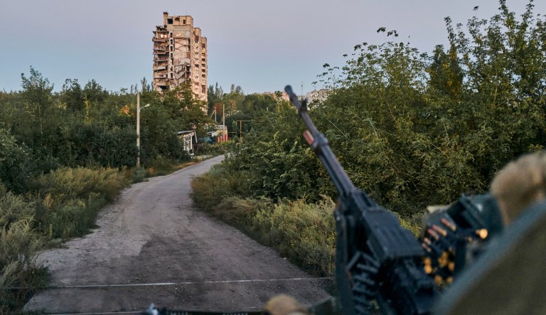 Russia has ‘regained momentum’ in Ukraine, former Pentagon chief warns