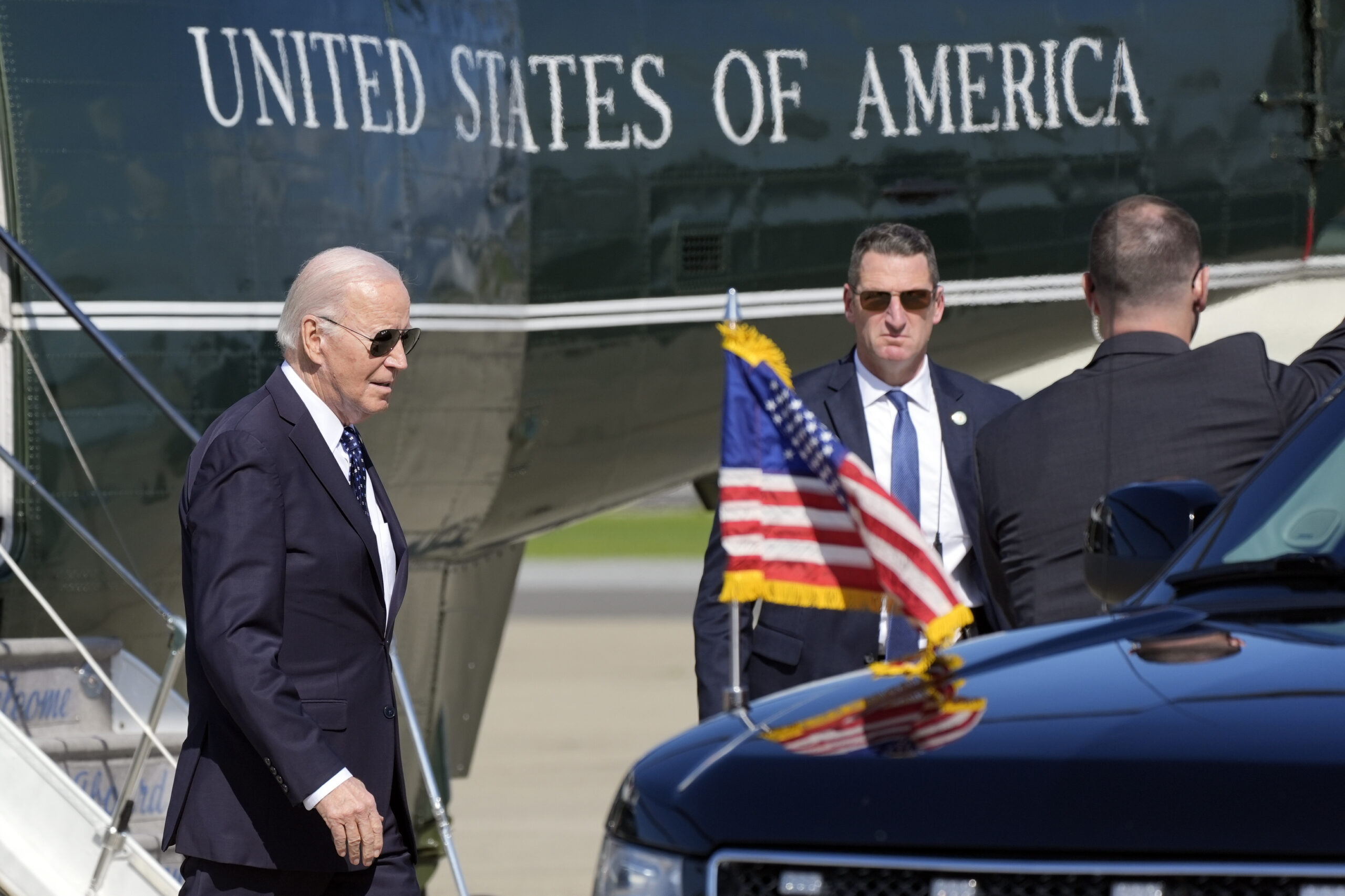Biden rallies California cavalry in face of age concerns
