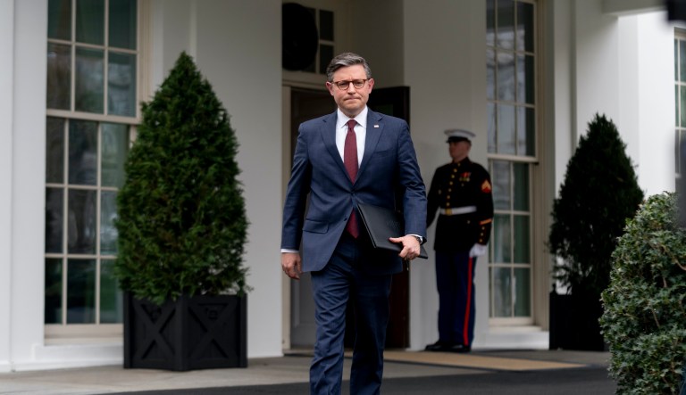 Congressional leaders reach short-term deal to avoid government shutdown