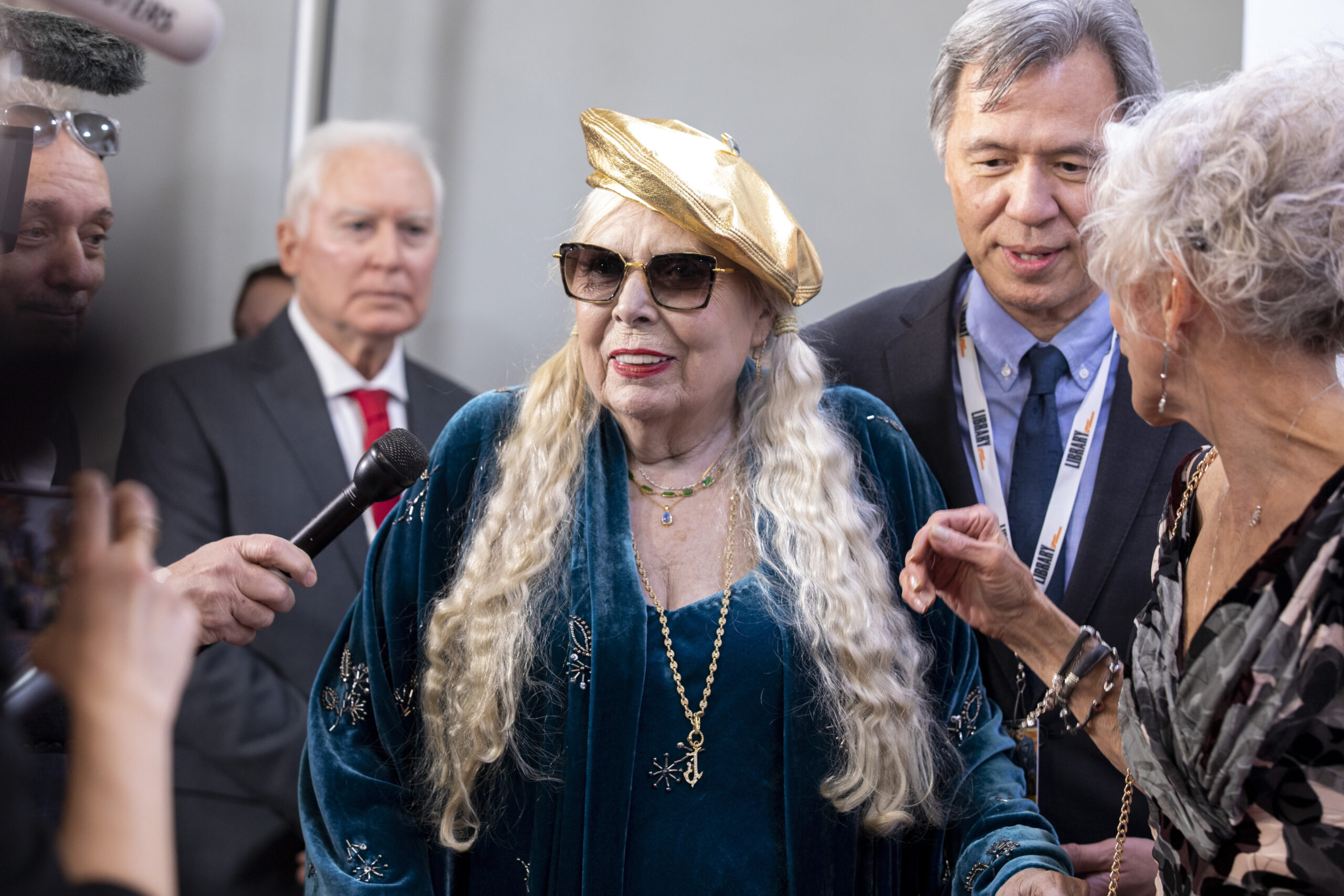 Joni Mitchell’s music returns to Spotify two years after protest against Joe Rogan