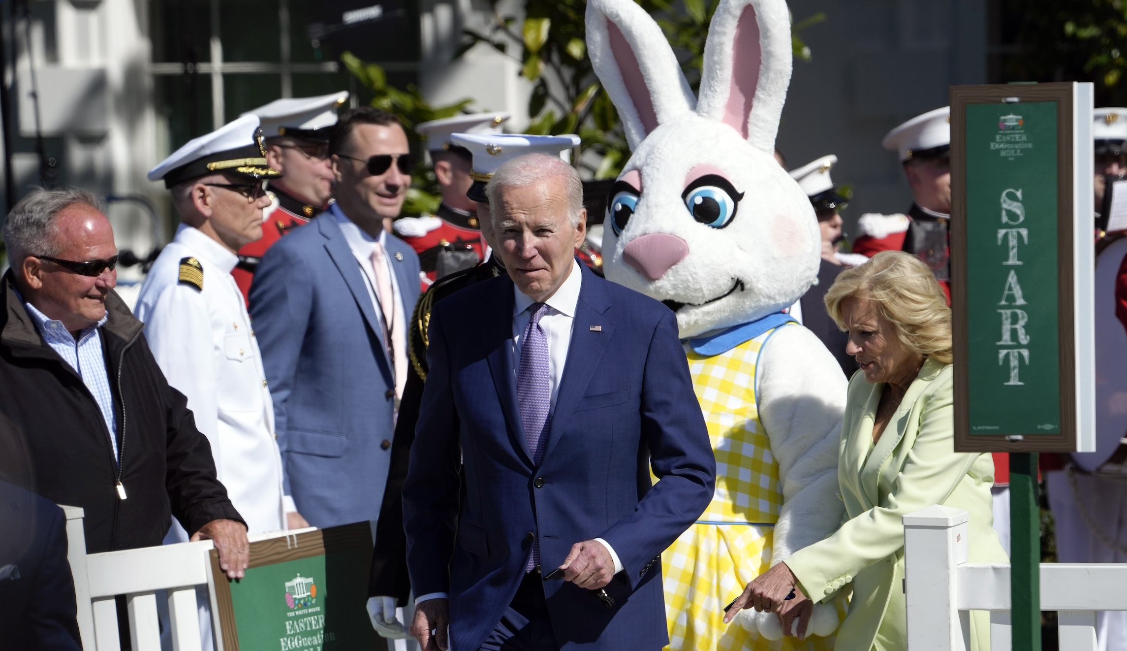 DC cardinal calls Biden a ‘cafeteria Catholic’: ‘He picks and chooses dimensions of the faith’